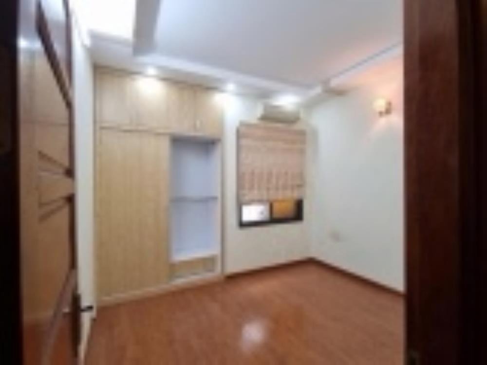 Bán Nhà Riêng 41.5m2, 6 Phòng Ngủ, Giá 18.9 Tỷ - Xuân Thủy, Cầu Giấy