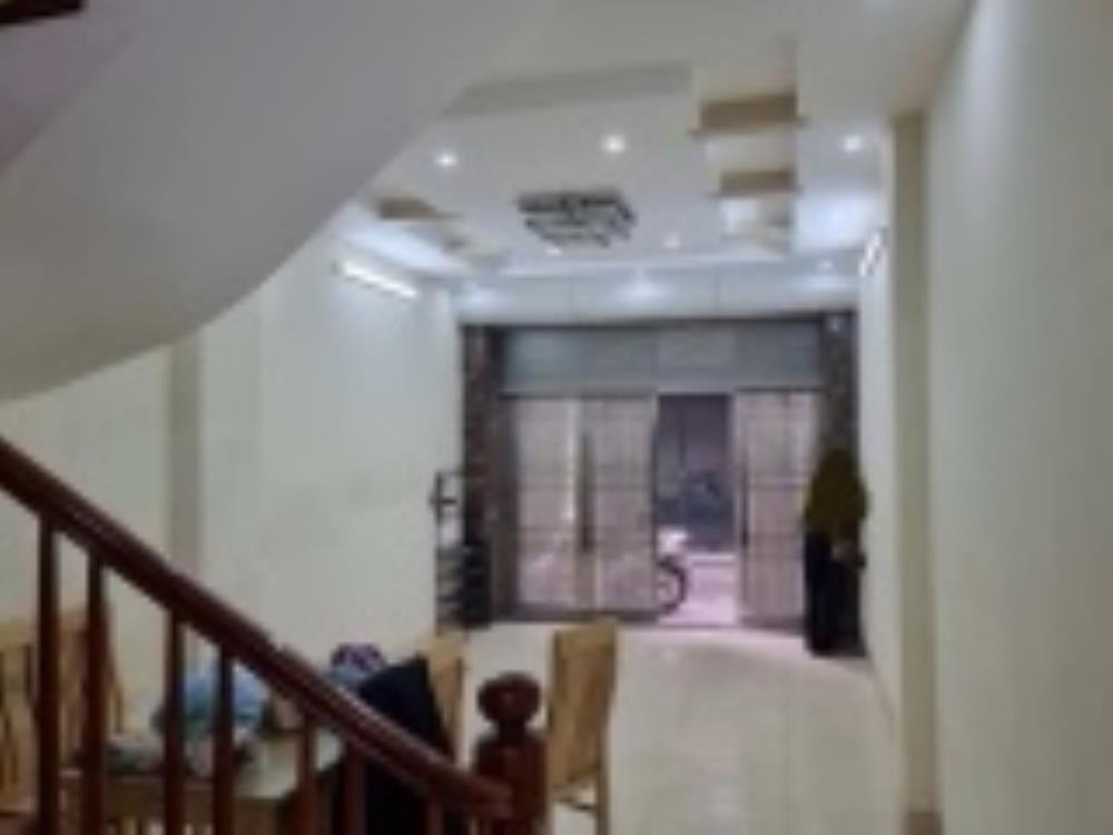 Bán Nhà Riêng 41.5m2, 6 Phòng Ngủ, Giá 18.9 Tỷ - Xuân Thủy, Cầu Giấy