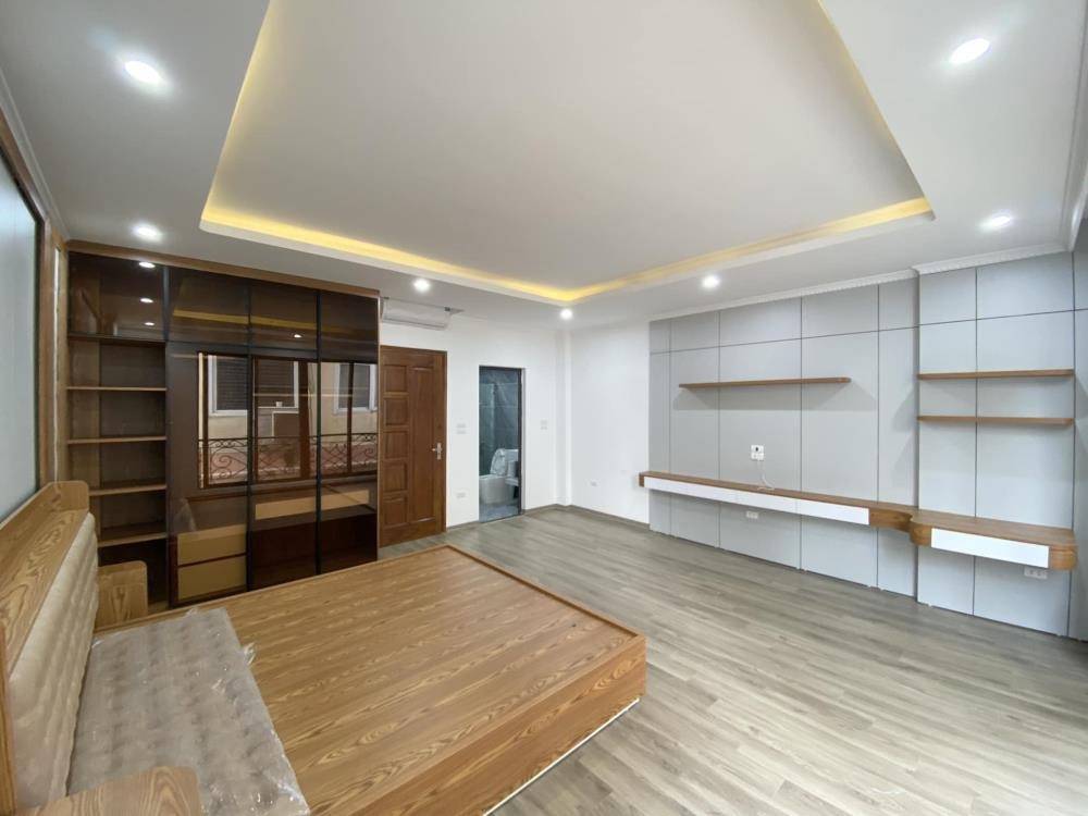 Bán nhà phố Hà Trì Hà Đông - 5 Tầng, Thang Máy, Oto Vào Nhà - Giá Chỉ 10 Tỷ
