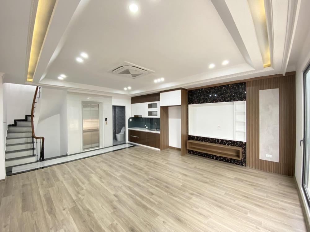 Bán nhà phố Hà Trì Hà Đông - 5 Tầng, Thang Máy, Oto Vào Nhà - Giá Chỉ 10 Tỷ