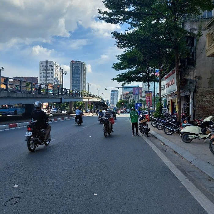 Bán Nhà Mặt Phố Tây Sơn - Ngã Tư Sở, Đống Đa - 53m2, 4 Tầng, Kinh Doanh Đỉnh