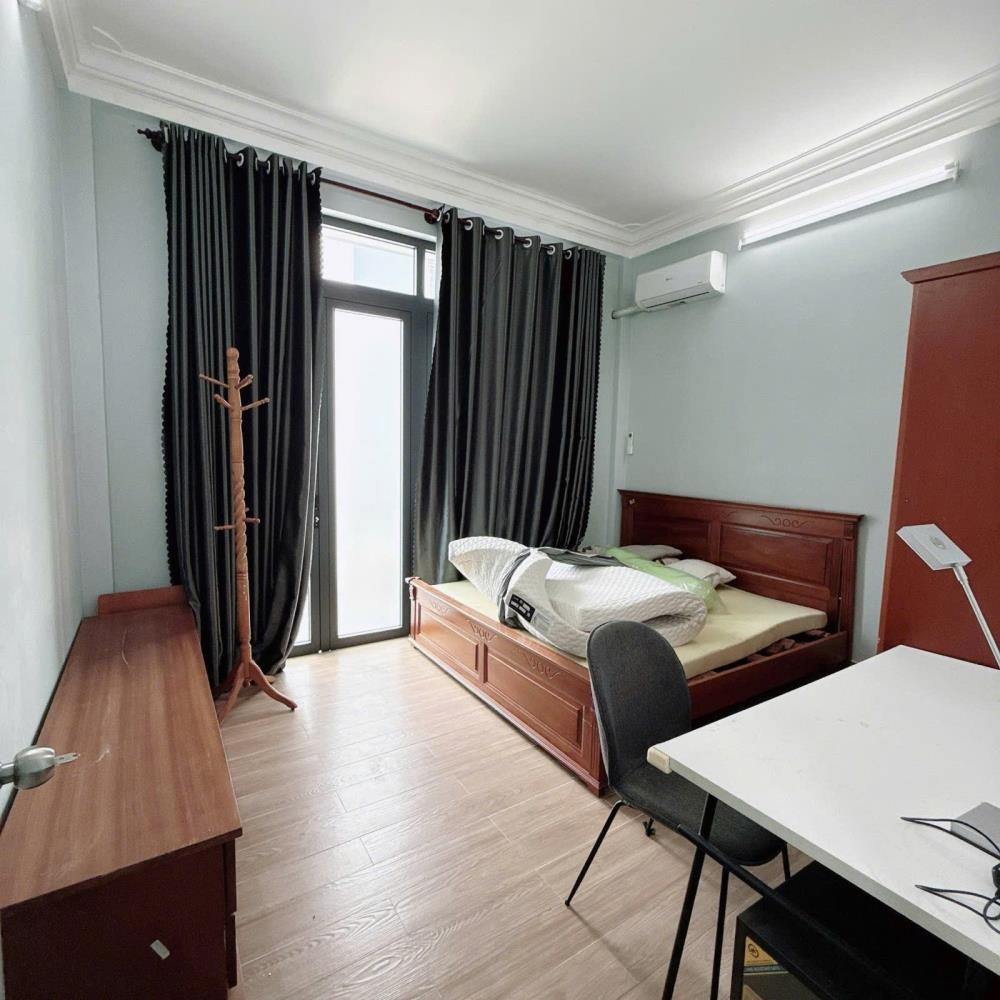 Nhà Nguyễn Kiệm, Phú Nhuận - 45m2, 4 Tầng, Giá 11 Tỷ