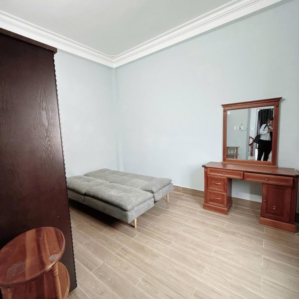 Nhà Nguyễn Kiệm, Phú Nhuận - 45m2, 4 Tầng, Giá 11 Tỷ