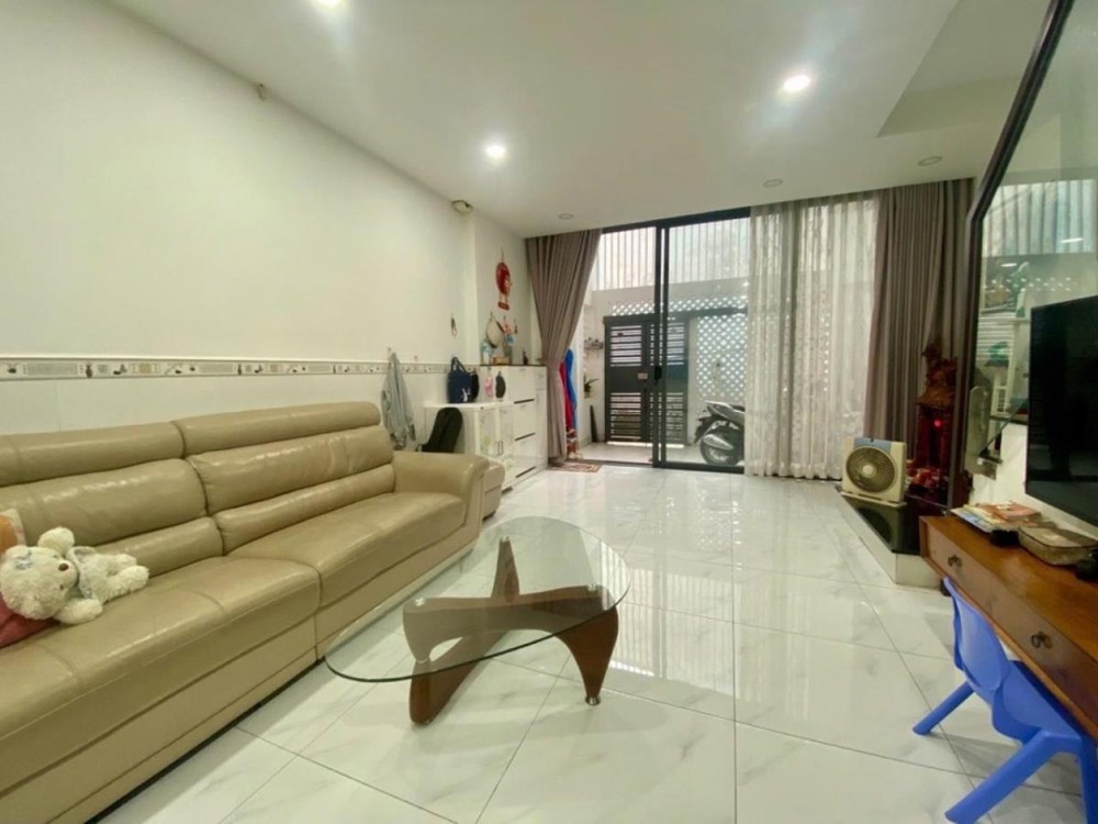 Nhà 3 Tầng Vườn Lài Quận 12: 76m2, 5.x Tỷ - Vị Trí Đắc Địa