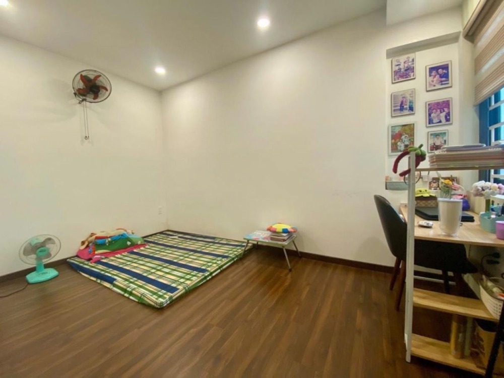 Nhà 3 Tầng Vườn Lài Quận 12: 76m2, 5.x Tỷ - Vị Trí Đắc Địa