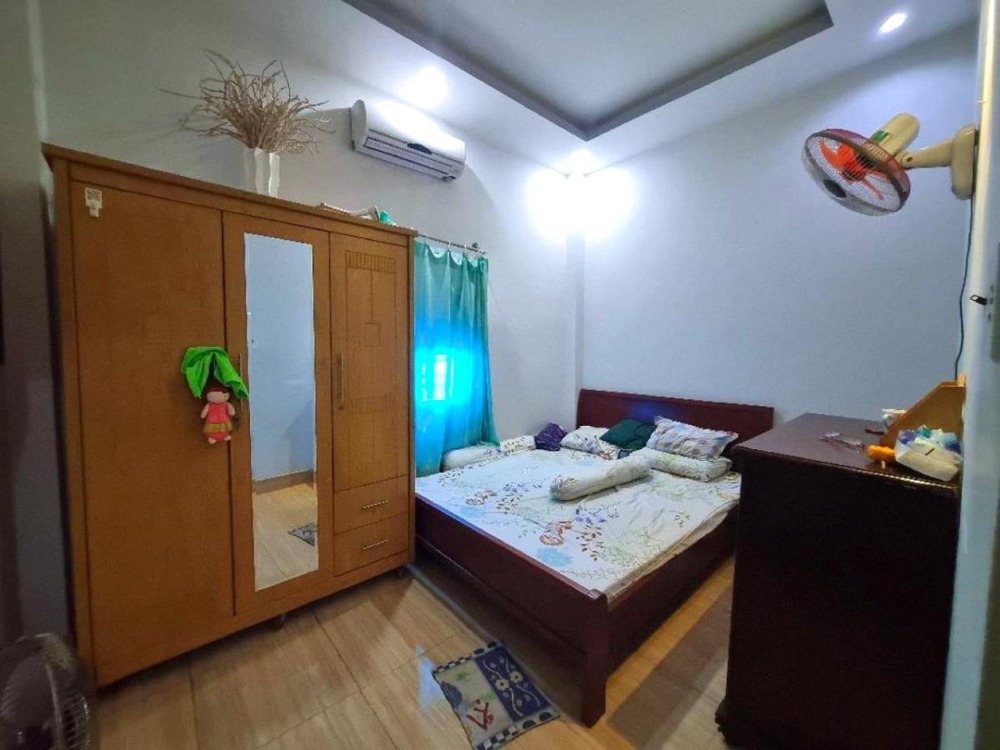 Nhà 3 Tầng Thạnh Xuân, Q12: 71m2, 4x18m - Giá 4.99 Tỷ