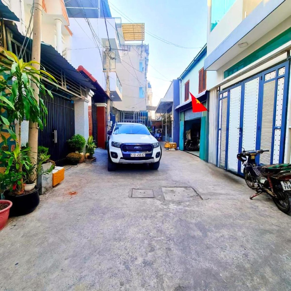 Nhà 3 Tầng Thạnh Xuân, Q12: 71m2, 4x18m - Giá 4.99 Tỷ