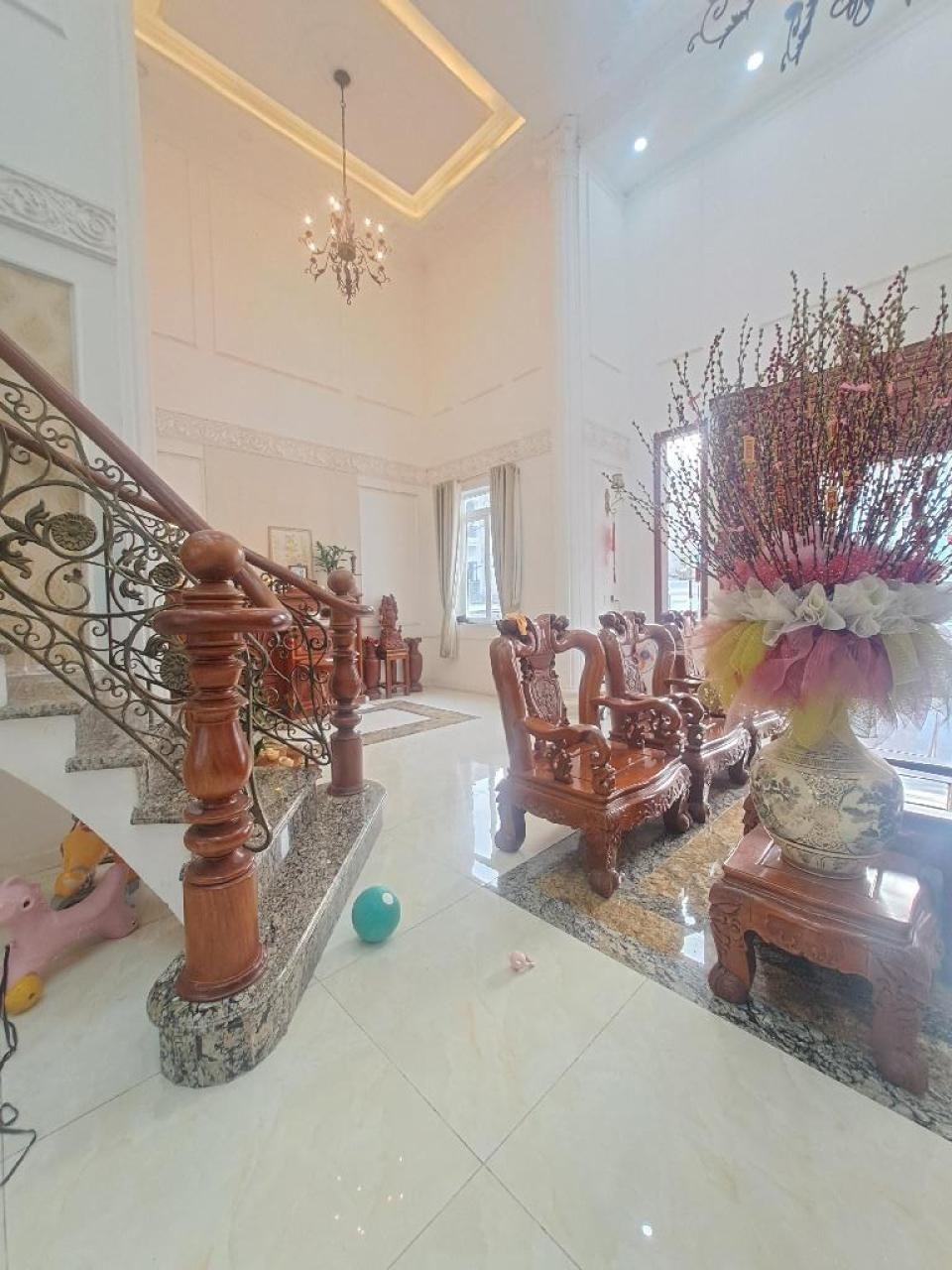 Biệt Thự Mặt Tiền Quận 12 - 630m² - 2 Tỷ - Thạnh Xuân 40 - Nở Hậu - Pháp Lý Sẵn