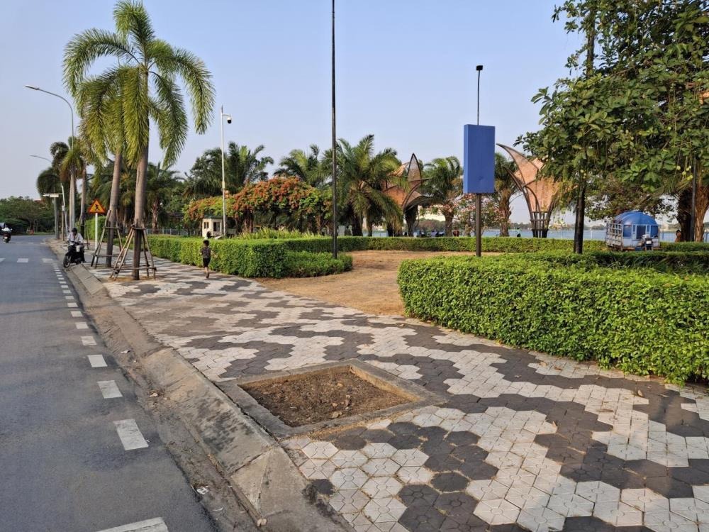 Bán Biệt Thự Vip Senturia Vườn Lài Quận 12 - View Sông, Hồ Bơi, Giá Tốt