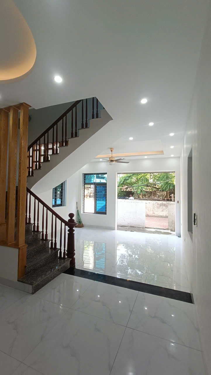 Bán Nhà Đẹp 3 Tầng, Song Phương - Hoài Đức | Giá Chỉ 4.85 Tỷ