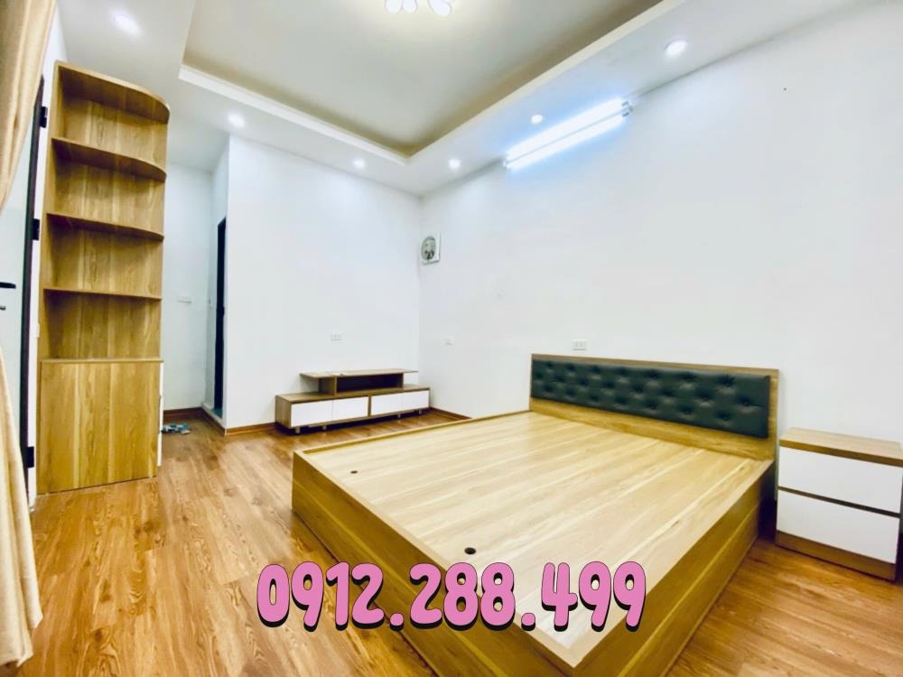 Bán nhà riêng 33m² tại Hai Bà Trưng, Hà Nội - Giá 6.25 tỷ, gần ô tô