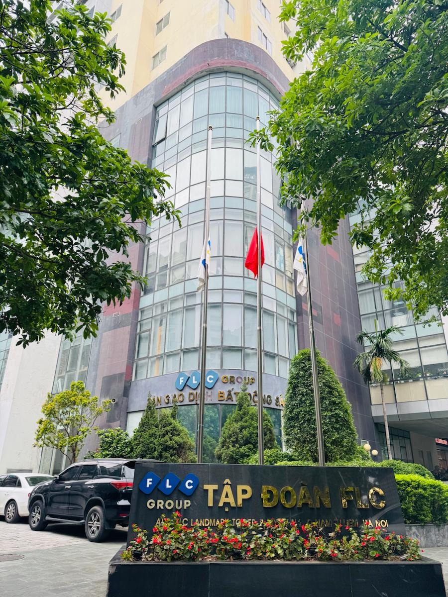 Căn hộ FLC Landmark Tower Lê Đức Thọ 155m2 - 3PN Full Nội Thất, View Đẹp, Giá Tốt