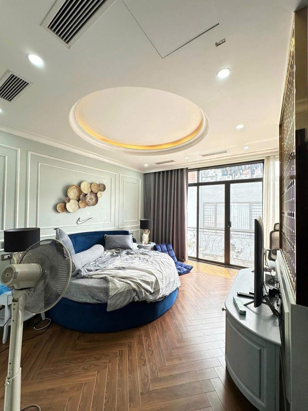 Bán nhà 4 tầng Cầu Giấy 55m2 - Mặt tiền rộng, Kinh doanh, Ô tô đỗ cửa