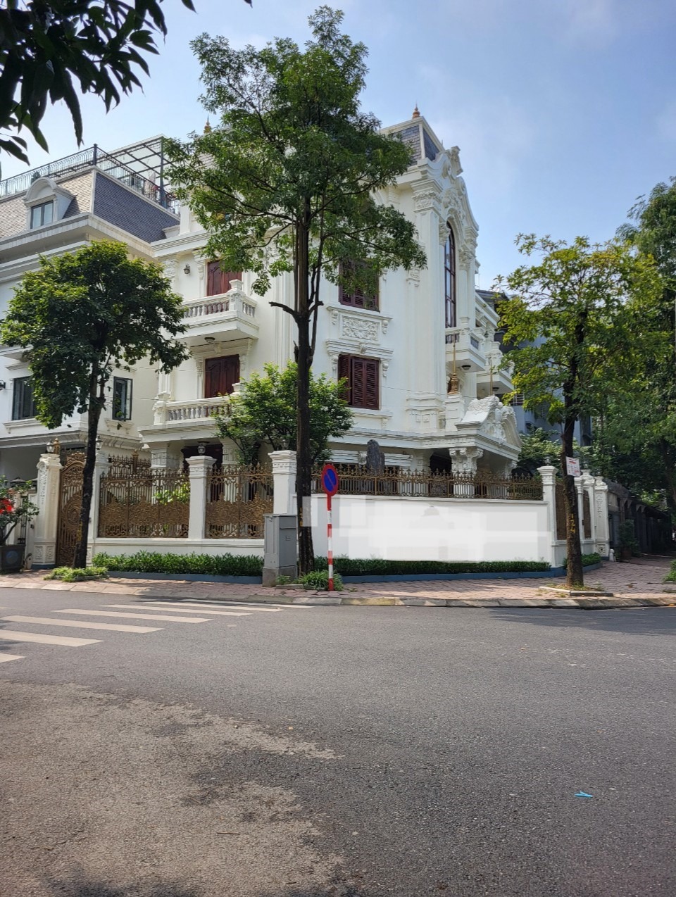 Biệt thự KĐT Yên Hòa, Cầu Giấy: Lô góc 2 mặt tiền, 200m², giá 83 tỷ