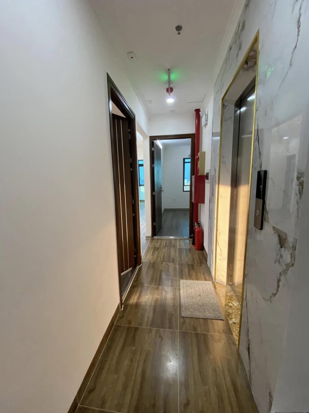💥Dòng Tiền Vững Chắc: Biệt Thự 8 Tầng, View Hồ Tây, Giá 27.5 Tỷ
