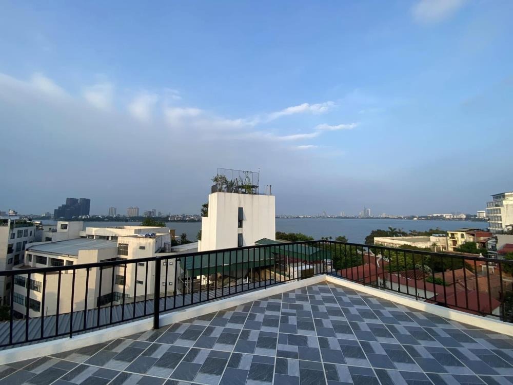 💥Dòng Tiền Vững Chắc: Biệt Thự 8 Tầng, View Hồ Tây, Giá 27.5 Tỷ