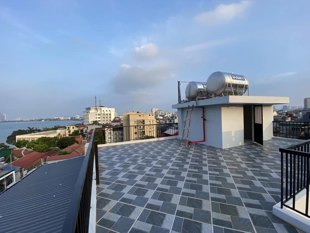 💥Dòng Tiền Vững Chắc: Biệt Thự 8 Tầng, View Hồ Tây, Giá 27.5 Tỷ
