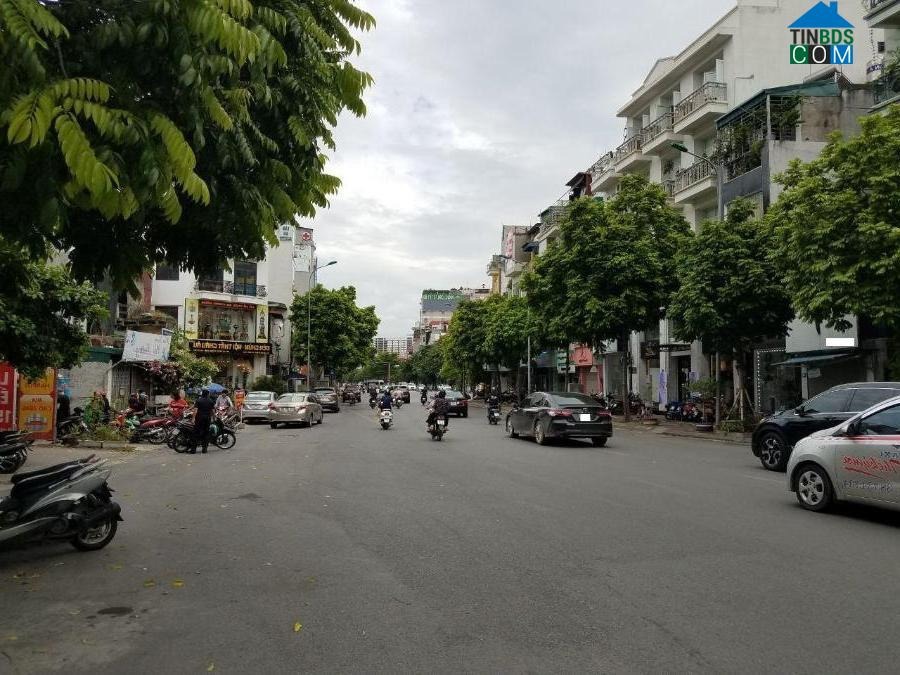 Bán nhà mặt phố Ba Đình - Vị trí vàng - 200m² - Giá 110 tỷ
