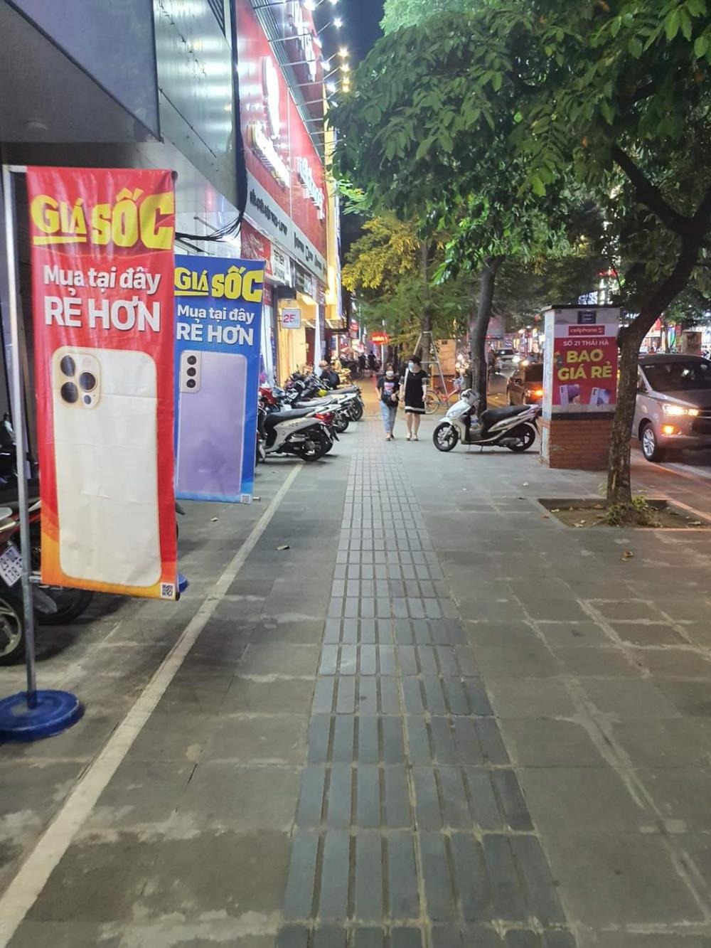 Bán nhà mặt phố Láng Hạ, View Hồ, 56m2, Giá Tốt - Vị trí Đắc Địa