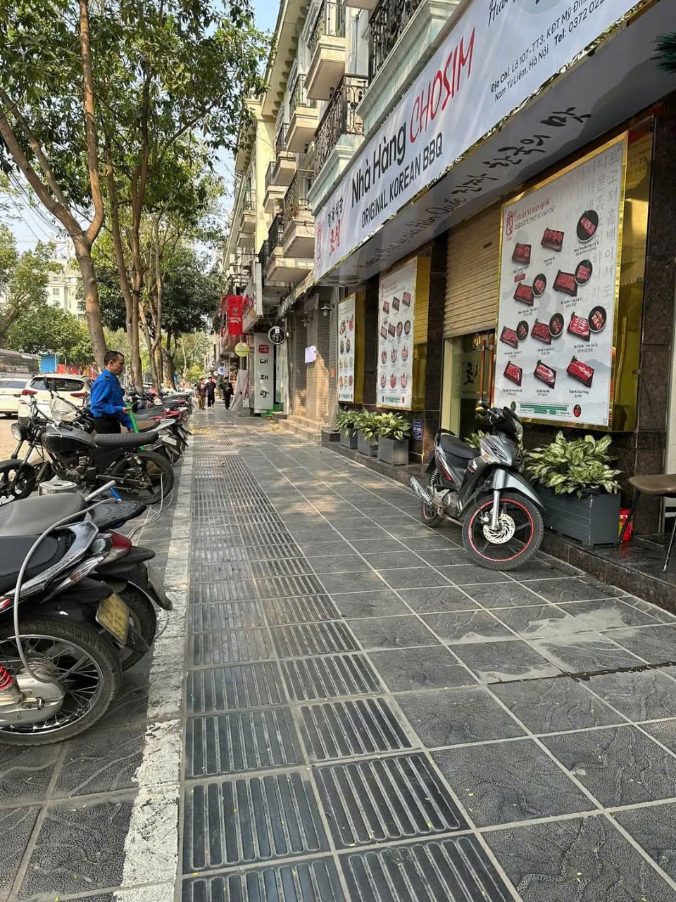 Nhà Mặt Phố Nguyên Hồng 65m2, 4 Tầng, Kinh Doanh Đỉnh Cao - 35 Tỷ