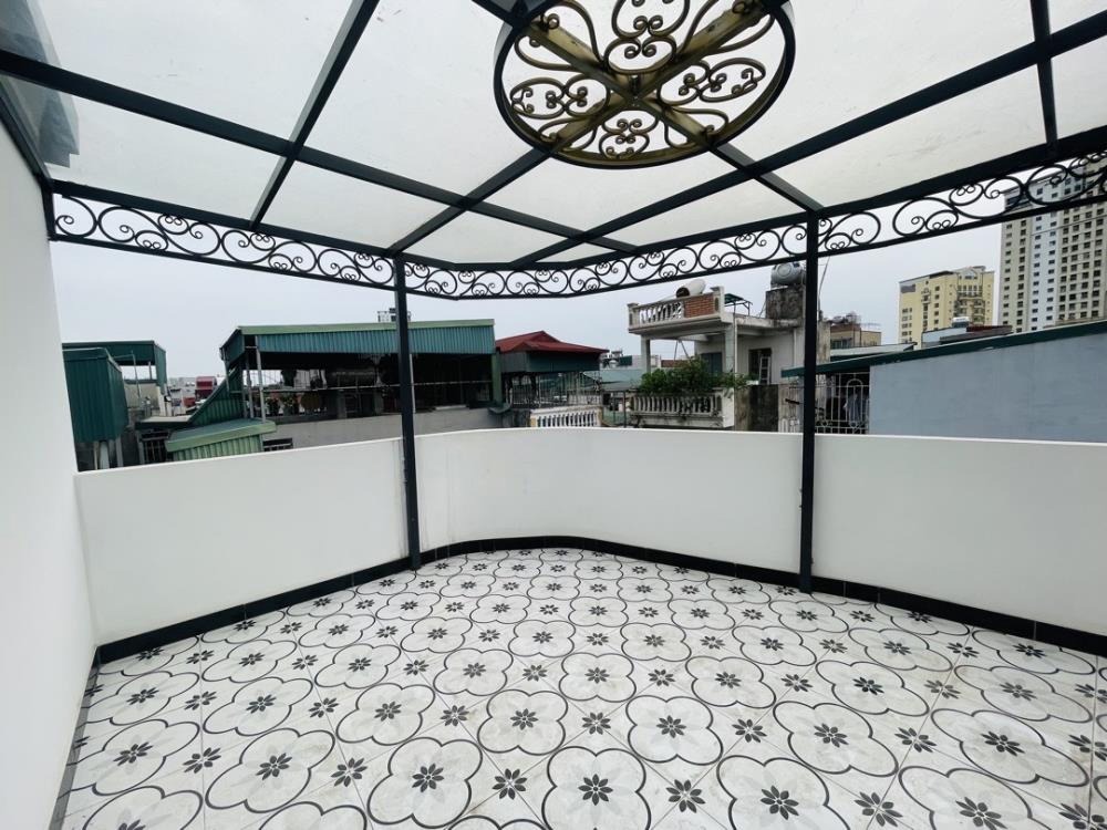 Nhà phố 5 tầng xây mới Hòa Bình - Lô góc - Ngõ thông thoáng - Giá 8.3 tỷ