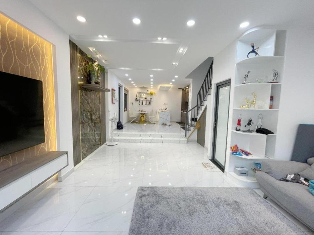 🔥 Cơ hội sở hữu nhà 2 tầng Nguyễn Văn Bứa, Hóc Môn - Giảm 1.4 tỷ, 196m2, chỉ 5.x tỷ