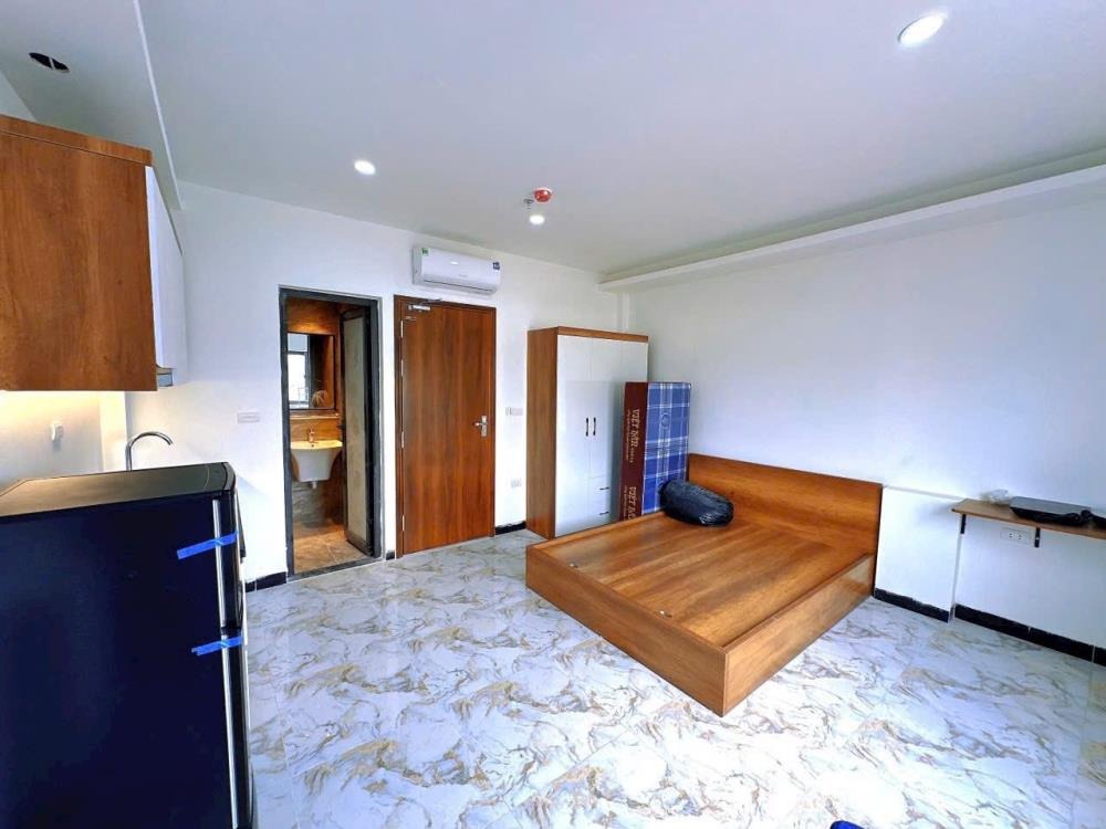Bán Tòa CCMN Dòng Tiền - 8 Tầng, Thang Máy, Nguyễn Khánh Toàn - Cầu Giấy
