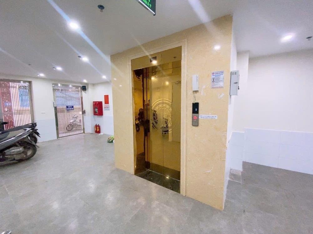 Bán Tòa CCMN Dòng Tiền - 8 Tầng, Thang Máy, Nguyễn Khánh Toàn - Cầu Giấy