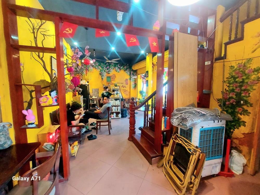 Bán nhà mặt phố Trần Đại Nghĩa, lô góc vỉa hè, 38m2, 5 tầng, giá 19 tỷ