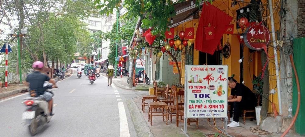Bán nhà mặt phố Trần Đại Nghĩa, lô góc vỉa hè, 38m2, 5 tầng, giá 19 tỷ