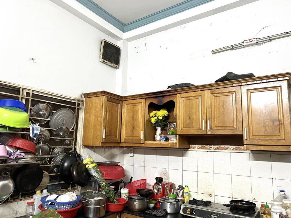 Bán nhà mặt tiền Tân Phú, 84m², 3 tầng BTCT, giá 11.5 tỷ - Vị trí kinh doanh đỉnh cao