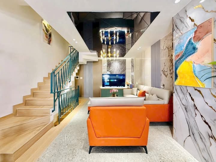 Nhà Duy Tân - Dịch Vọng Hậu - Cầu Giấy: Vị Trí Đắc Địa - Giá 23 Tỷ