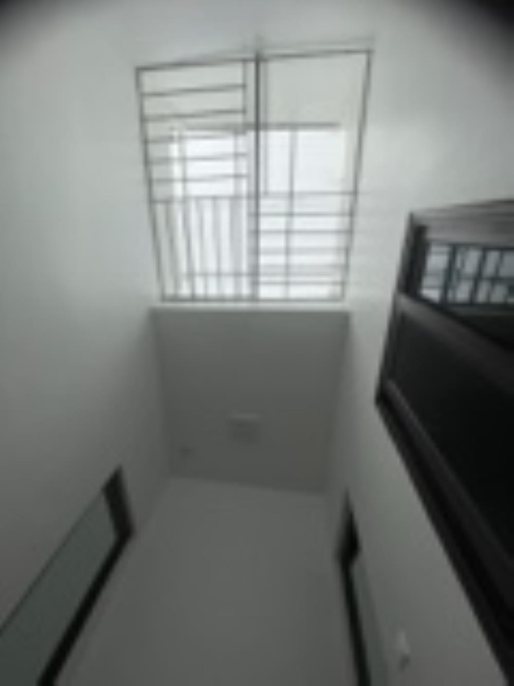 Bán nhà phân lô Hoàng Cầu, Full Nội Thất, Ô Tô Đỗ Cửa