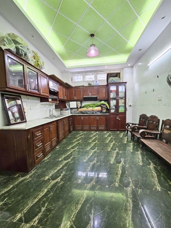 Bán Nhà Riêng Quận 5 - Vị Trí Đắc Địa, Kinh Doanh Sầm Uất