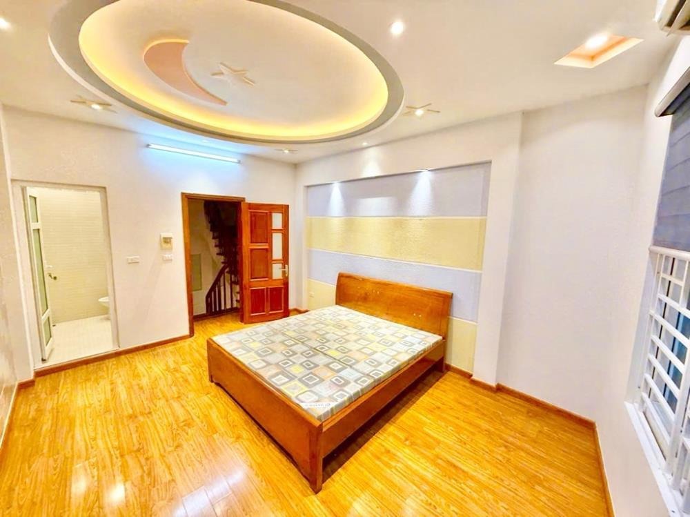 Nhà 5 Tầng Hiện Đại, Nội Thất Xịn - Nguyễn Khang, Cầu Giấy