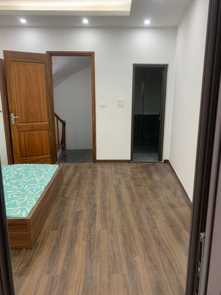 Nhà Từ Liêm 30m2, 5 Tầng, Mặt Tiền 4.3m - 5.2 Tỷ