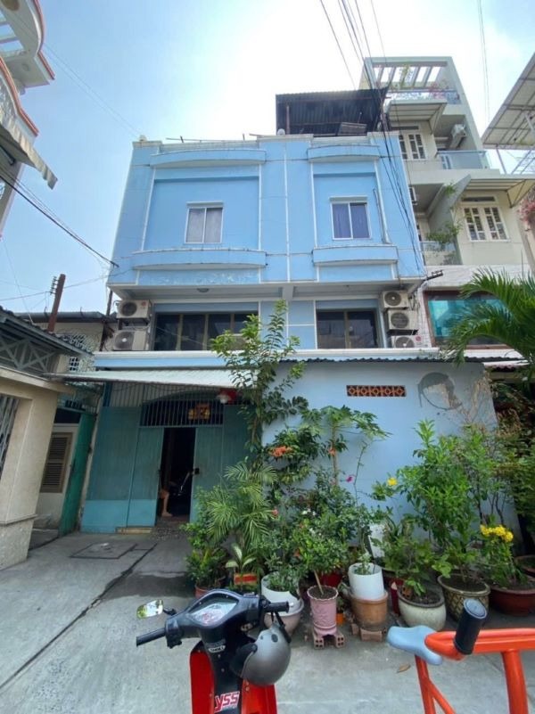 Bán nhà hẻm xe hơi Quận 5, TP.HCM - Giá Tốt, Kinh Doanh Đỉnh Cao