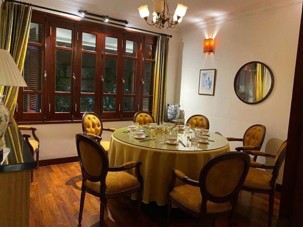 Siêu phẩm Biệt Thự Phố Trần Kim Xuyến 153m2 x 4T, MT 10m, Quận Cầu Giấy - Giá 66 tỷ