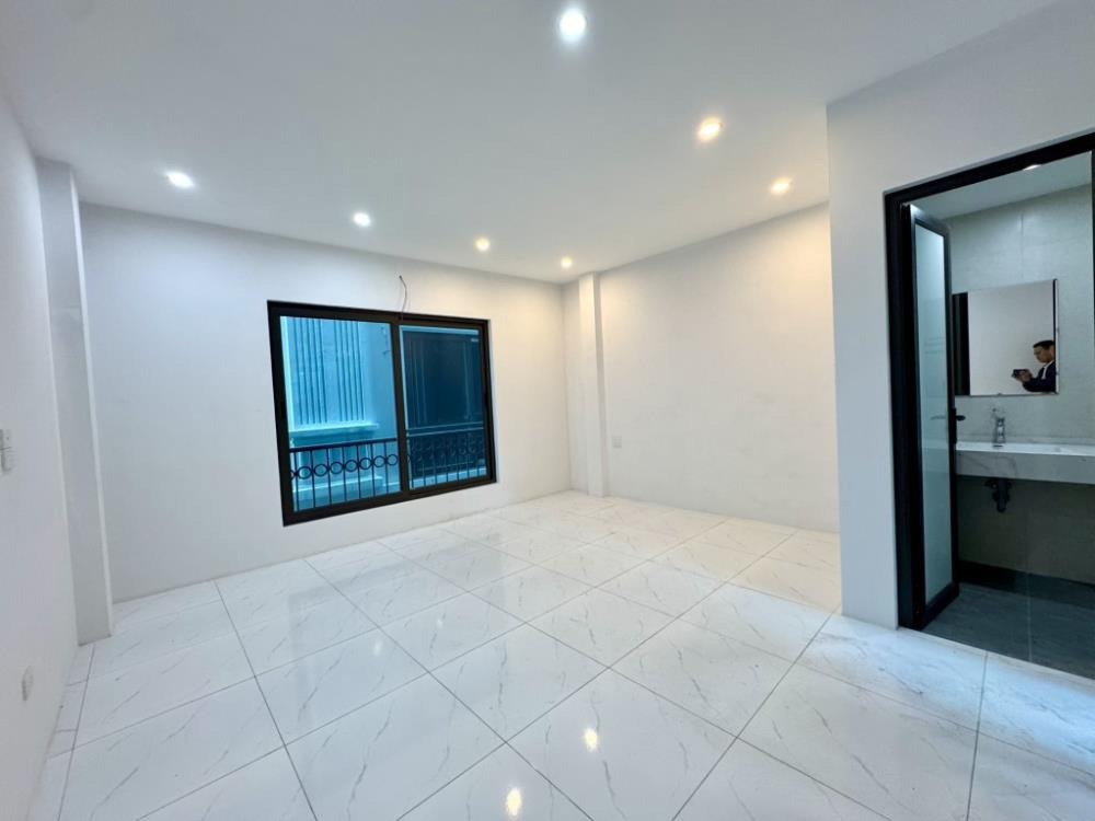 Bán nhà Liên Mạc, Bắc Từ Liêm: 5 Tầng Mới, 32m2, Ô Tô Đỗ Cửa, Giá 5.05 tỷ