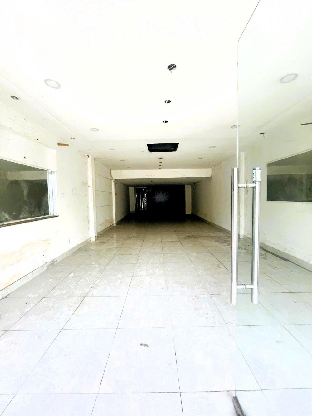 Cho thuê nhà mặt tiền Võ Văn Ngân, Linh Chiểu - 140m2, 5PN, 70tr/th