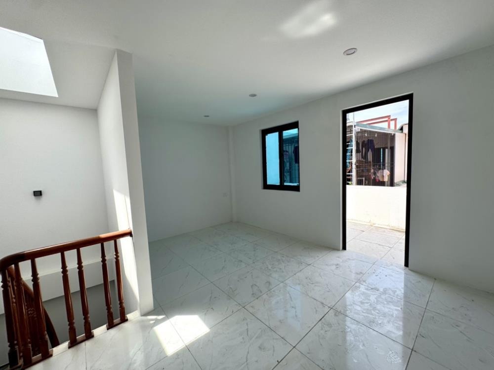 Bán nhà Liên Mạc, Bắc Từ Liêm: 5 Tầng Mới, 32m2, Ô Tô Đỗ Cửa, Giá 5.05 tỷ