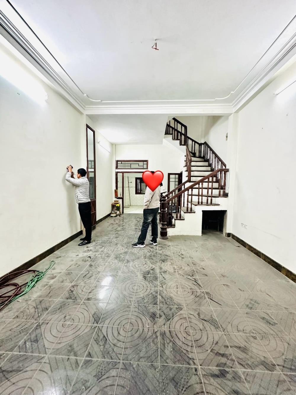 🏠 Bán nhà dân xây, Thành Thái - Cầu Giấy - 50m² - MT 4.5m - Ô Tô Đỗ Cửa