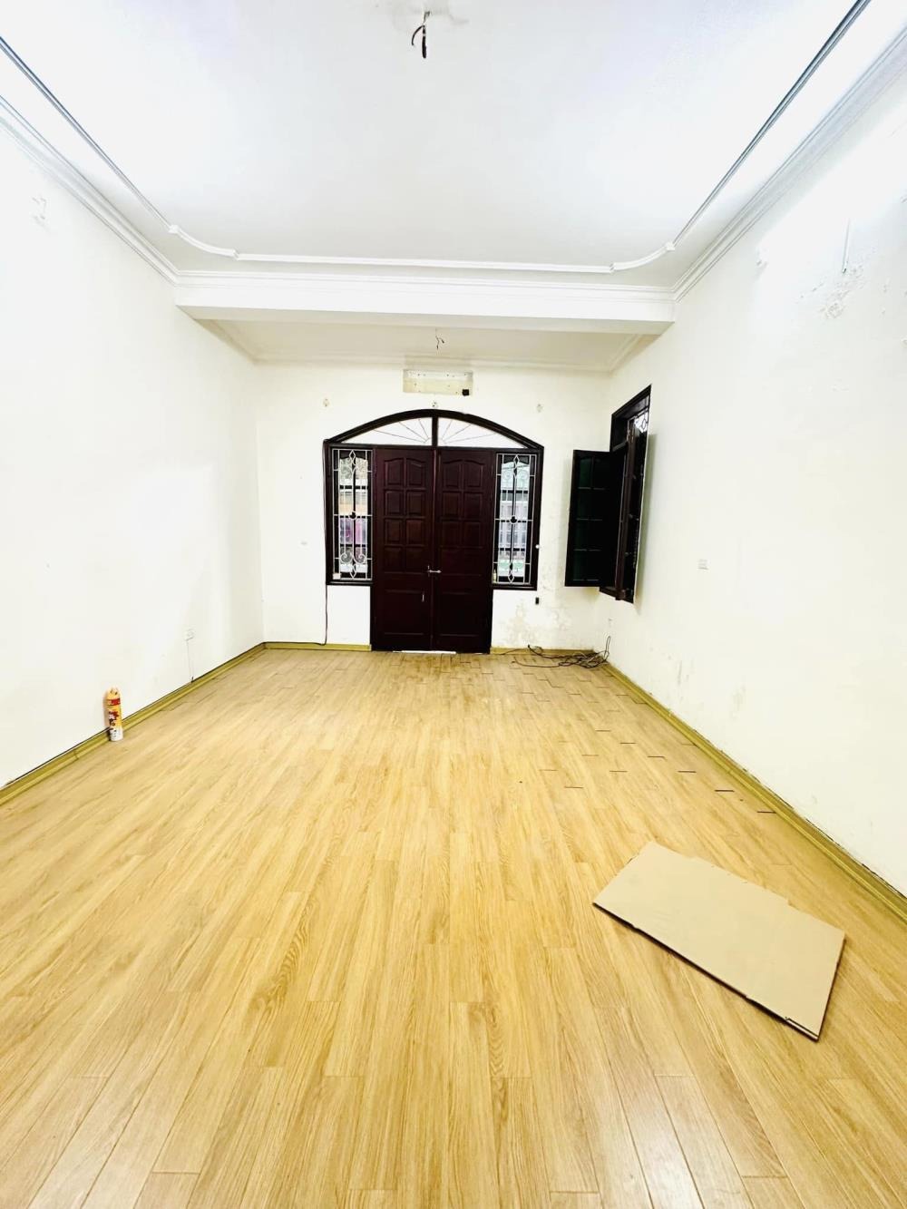 🏠 Bán nhà dân xây, Thành Thái - Cầu Giấy - 50m² - MT 4.5m - Ô Tô Đỗ Cửa
