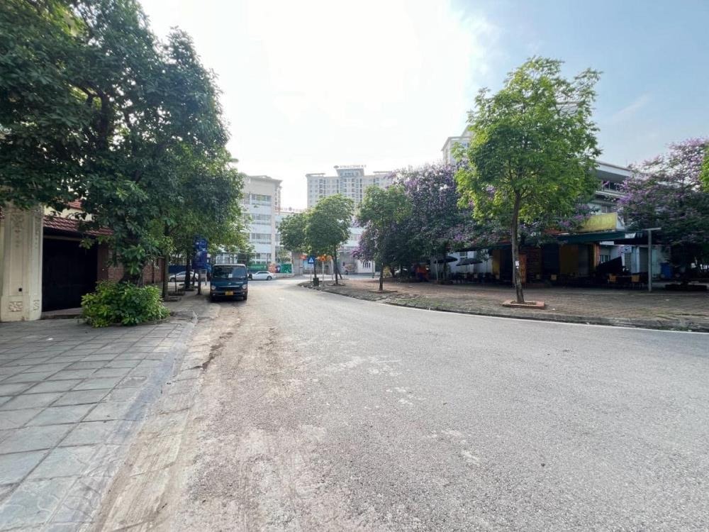 Bán Gấp Biệt Thự Hiện Đại 143m2, 38 tỷ Tại KĐT Trung Văn Vinaconex - Vân Trang 0907023278