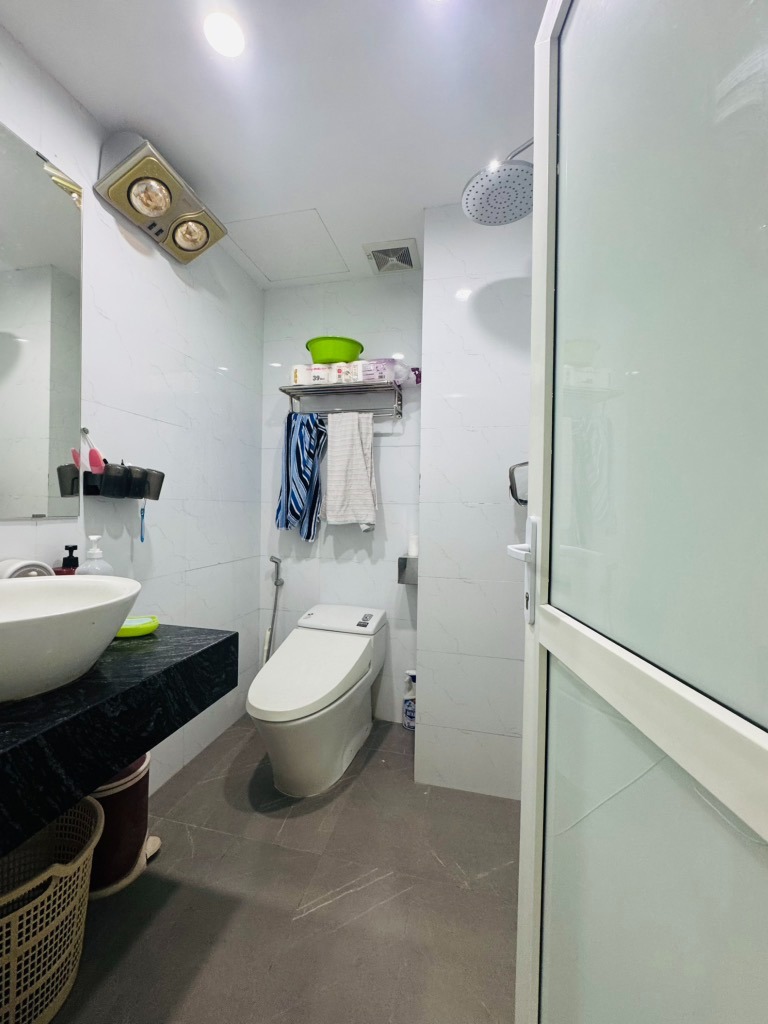 Bán chung cư Nguyễn Lương Bằng: 100m2, 3PN, Full Nội Thất, Giá Tốt