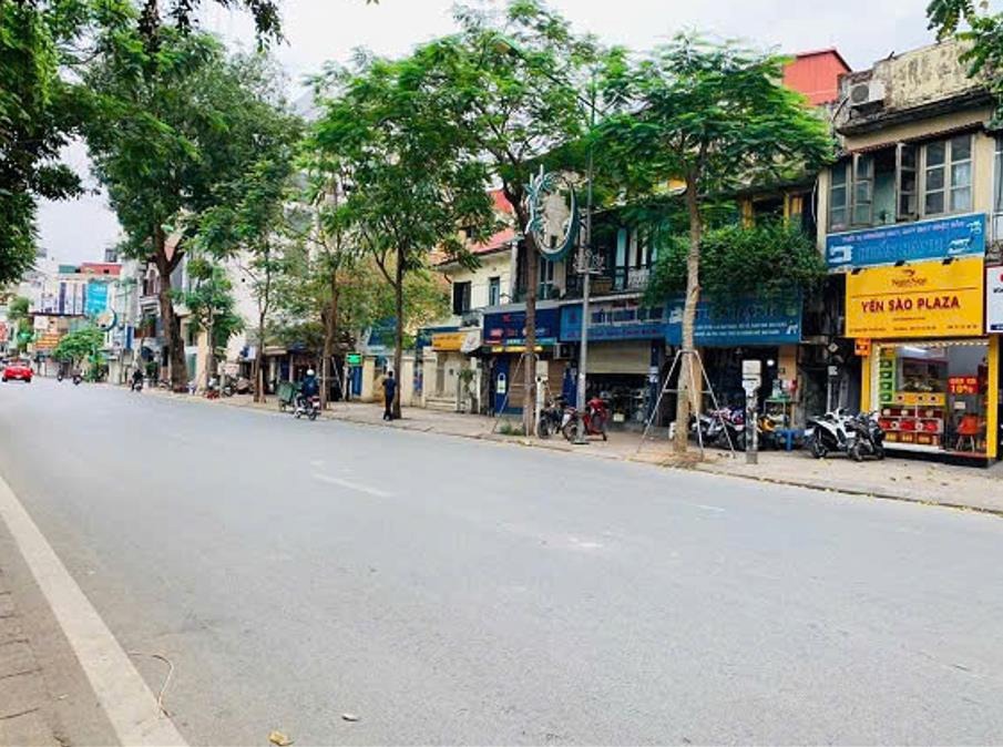 Bán nhà phố Nguyễn Thái Học - 220m² - Sổ đỏ - Giá Tốt