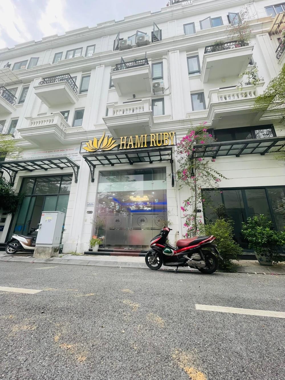 Khu Đô Thị Văn Khê Hà Đông: Liền Kề 83m2, 4 Tầng, MT 5m - Giá 2x Tỷ