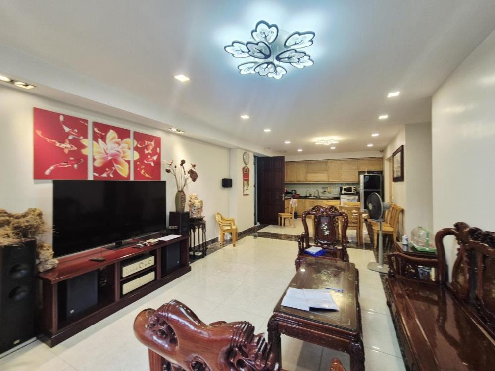 Bán chung cư Chùa Láng - Gần ĐH Ngoại Thương, Viện Nhi | 95m2, 3PN, Giá 6.95 tỷ