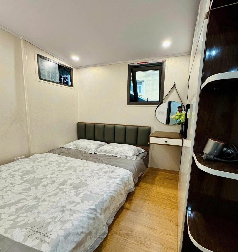 Bán nhà phố Trần Duy Hưng - 72m2 - 11 phòng - Giá tốt - Dòng tiền ổn định