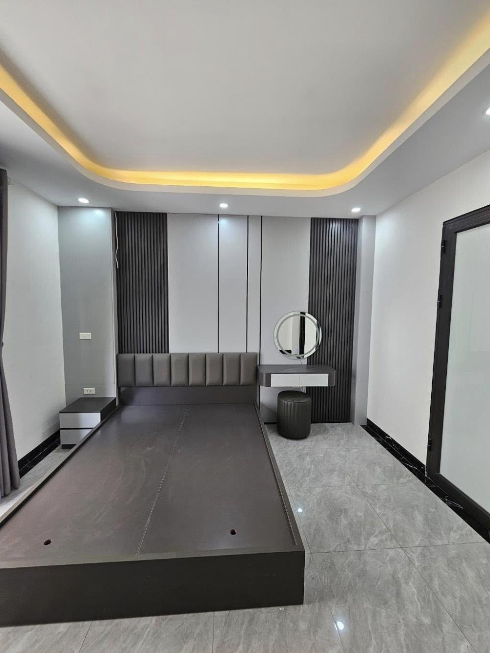 Nhà đẹp Thanh Am - Ô tô đỗ cổng, giá 5.15 tỷ - Vị trí trung tâm